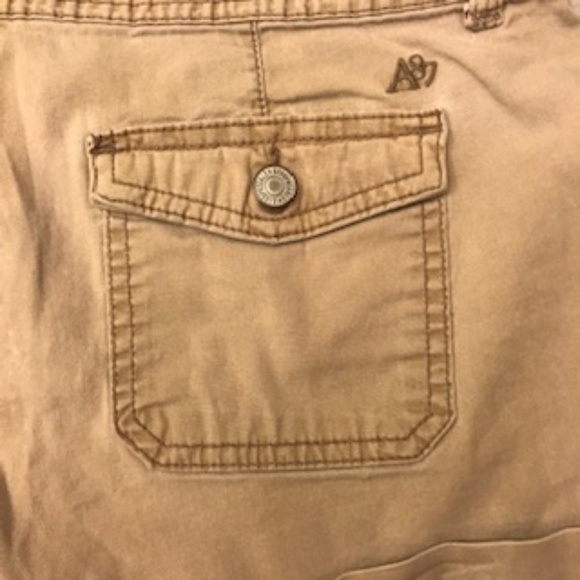 AEROPOSTALE stretch khaki shorts - Picture 5 of 5